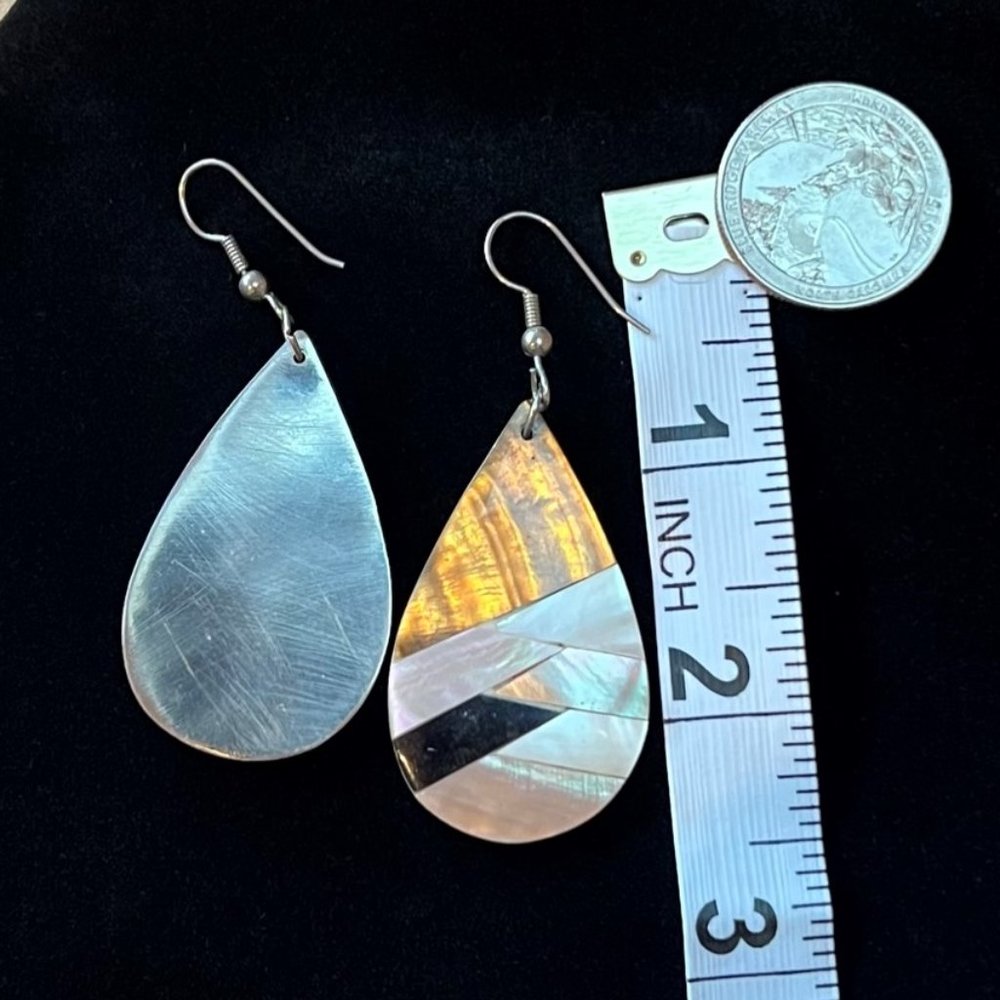 Dangle Teardrop Shell And Abalone Earrings - image 7
